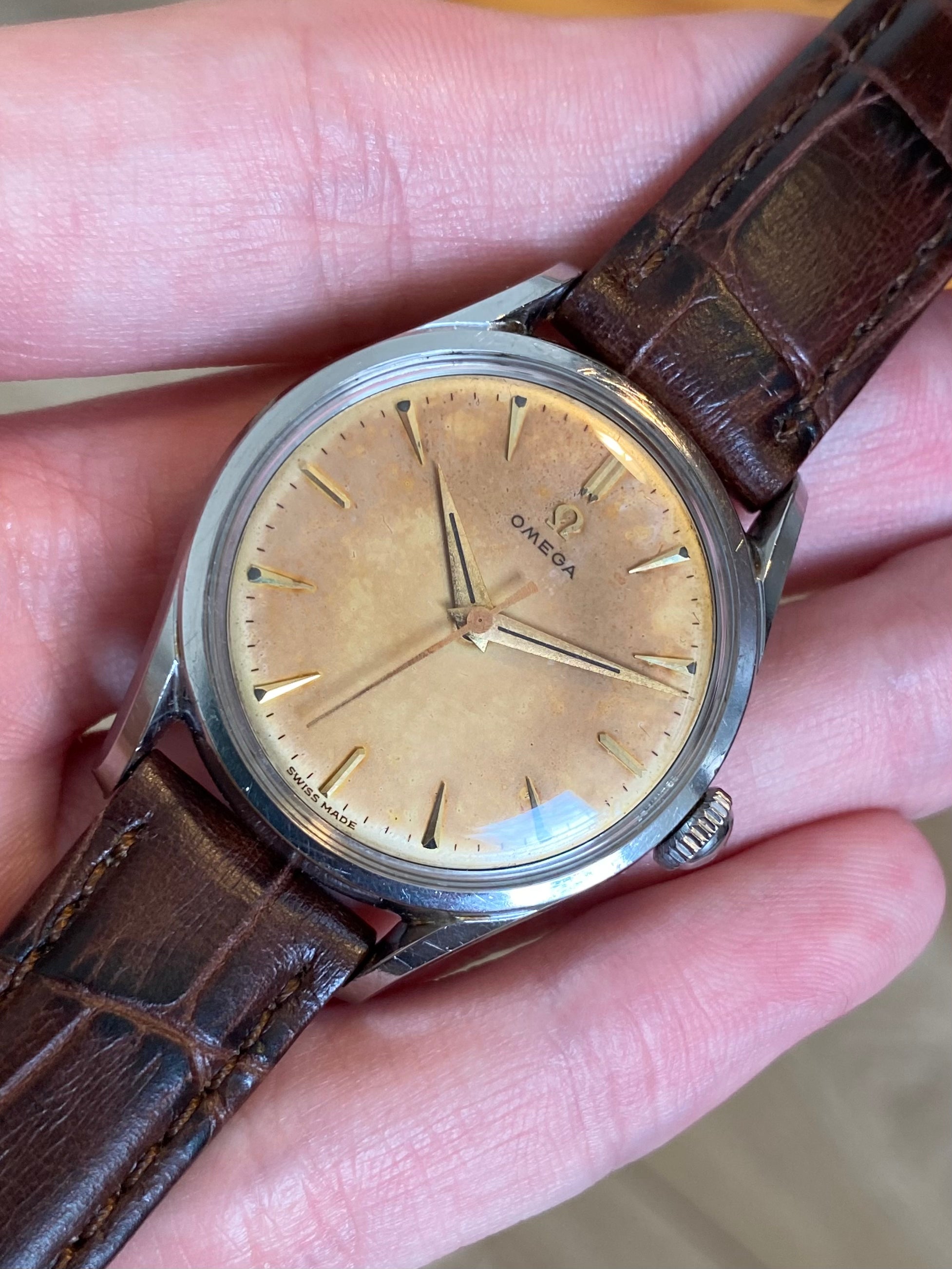 Omega 2830 2SC Tropical Dial Cal.420 Montre Vintage Mecanique 1956 L Heure Des Montres