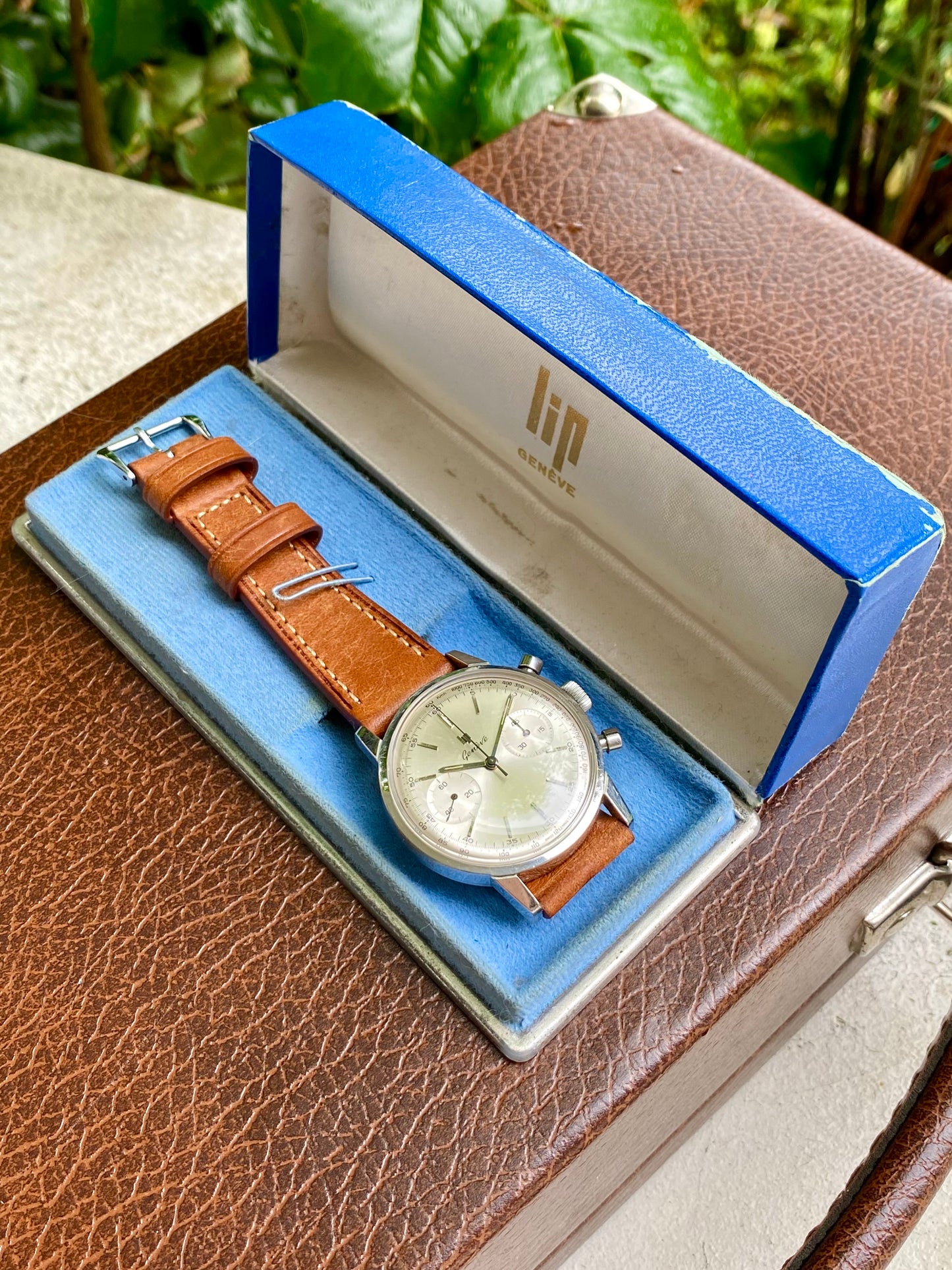 LIP Genève Chronograph + Boîte - Montre Vintage Mécanique RCH830 Venus188 Acier Monobloc 1960