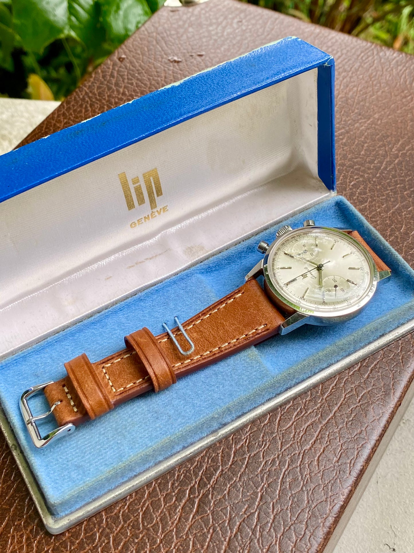 LIP Genève Chronograph + Boîte - Montre Vintage Mécanique RCH830 Venus188 Acier Monobloc 1960