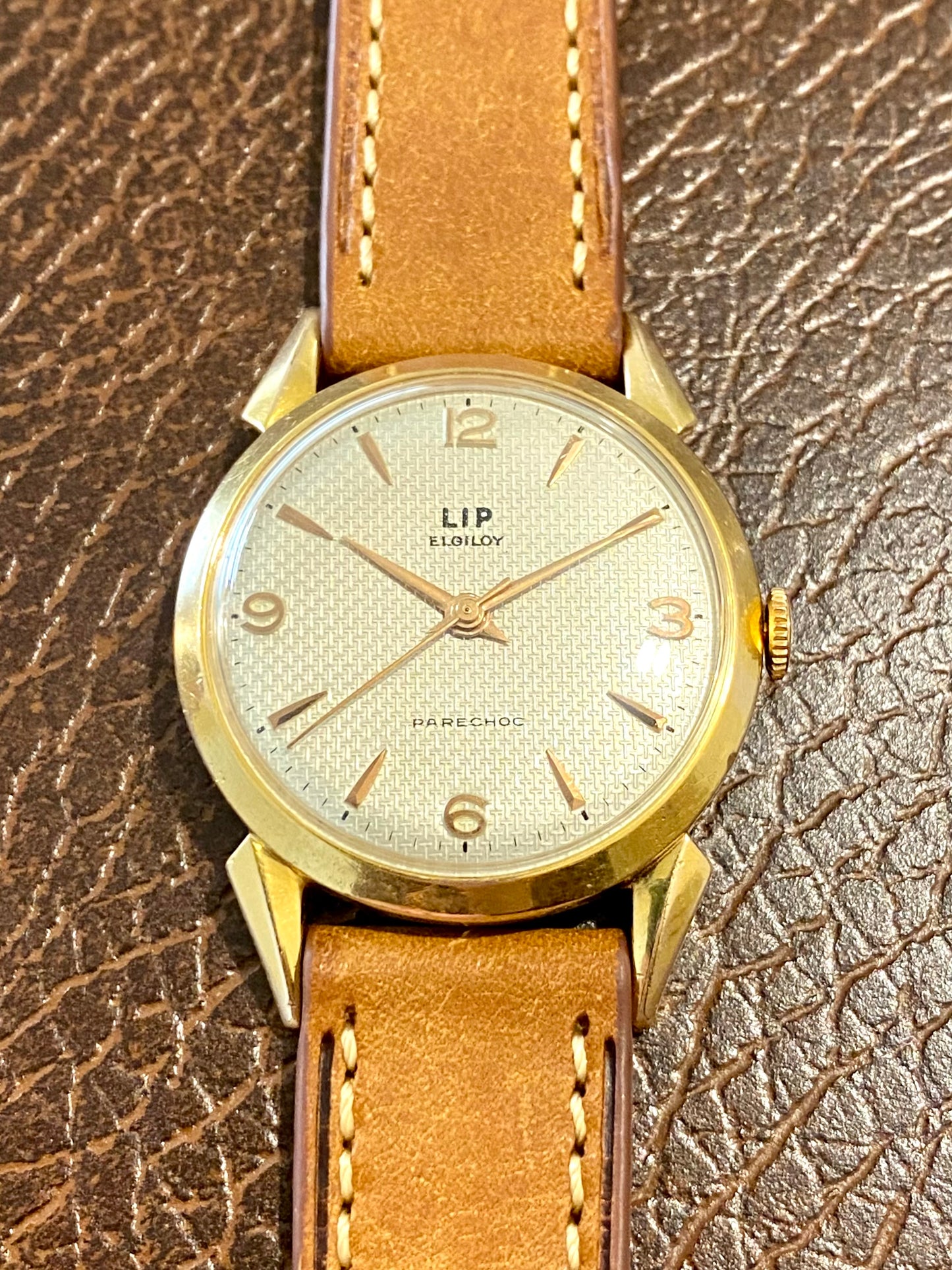 LIP Elgiloy PareChoc Montre Vintage Plaqué Or Cadran Nid D’Abeille R25 Mécanique 1950