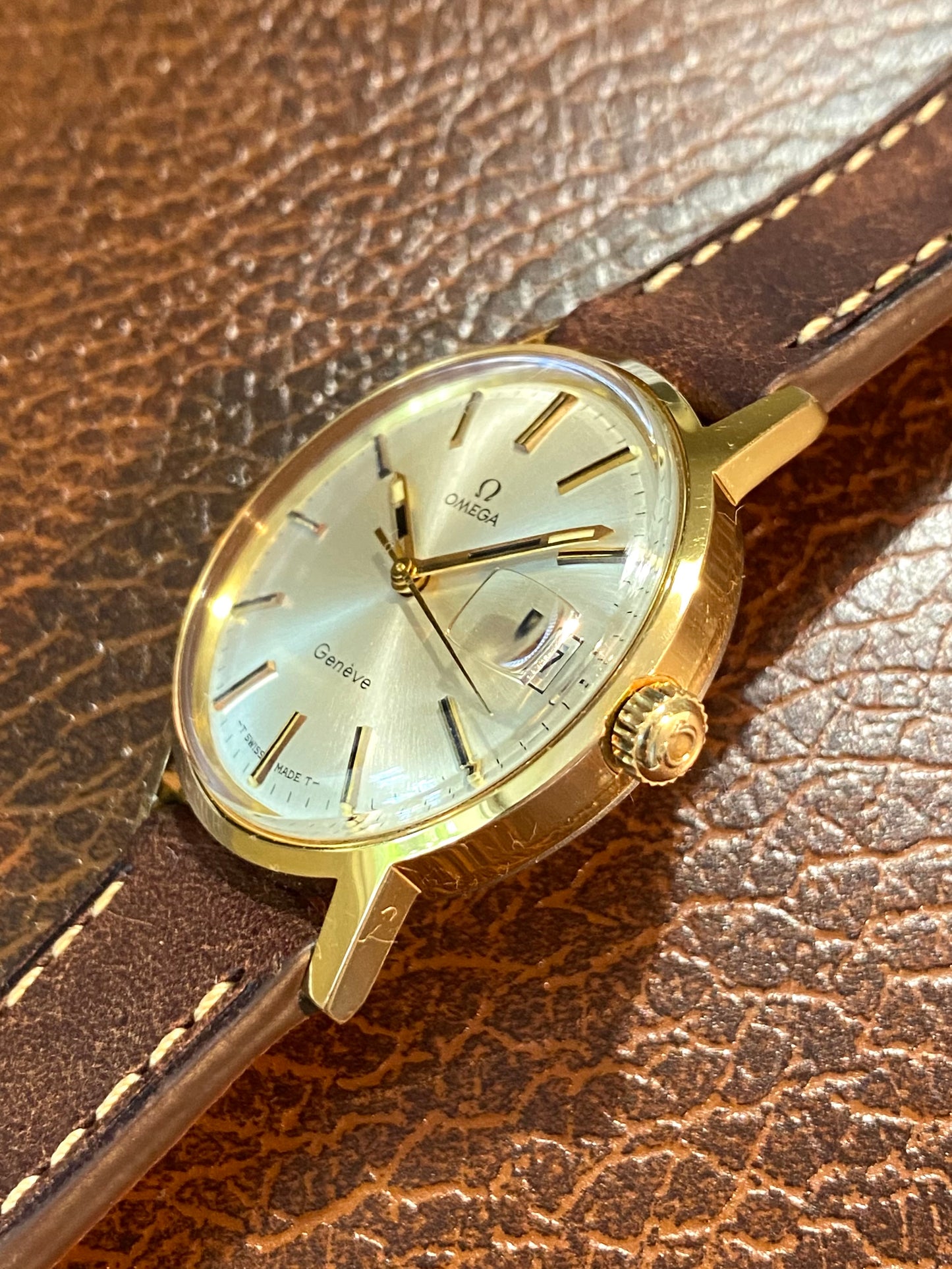 Omega Genève Montre Vintage Cal.613 Mécanique Ref. 136.070 Plaqué Or 1970