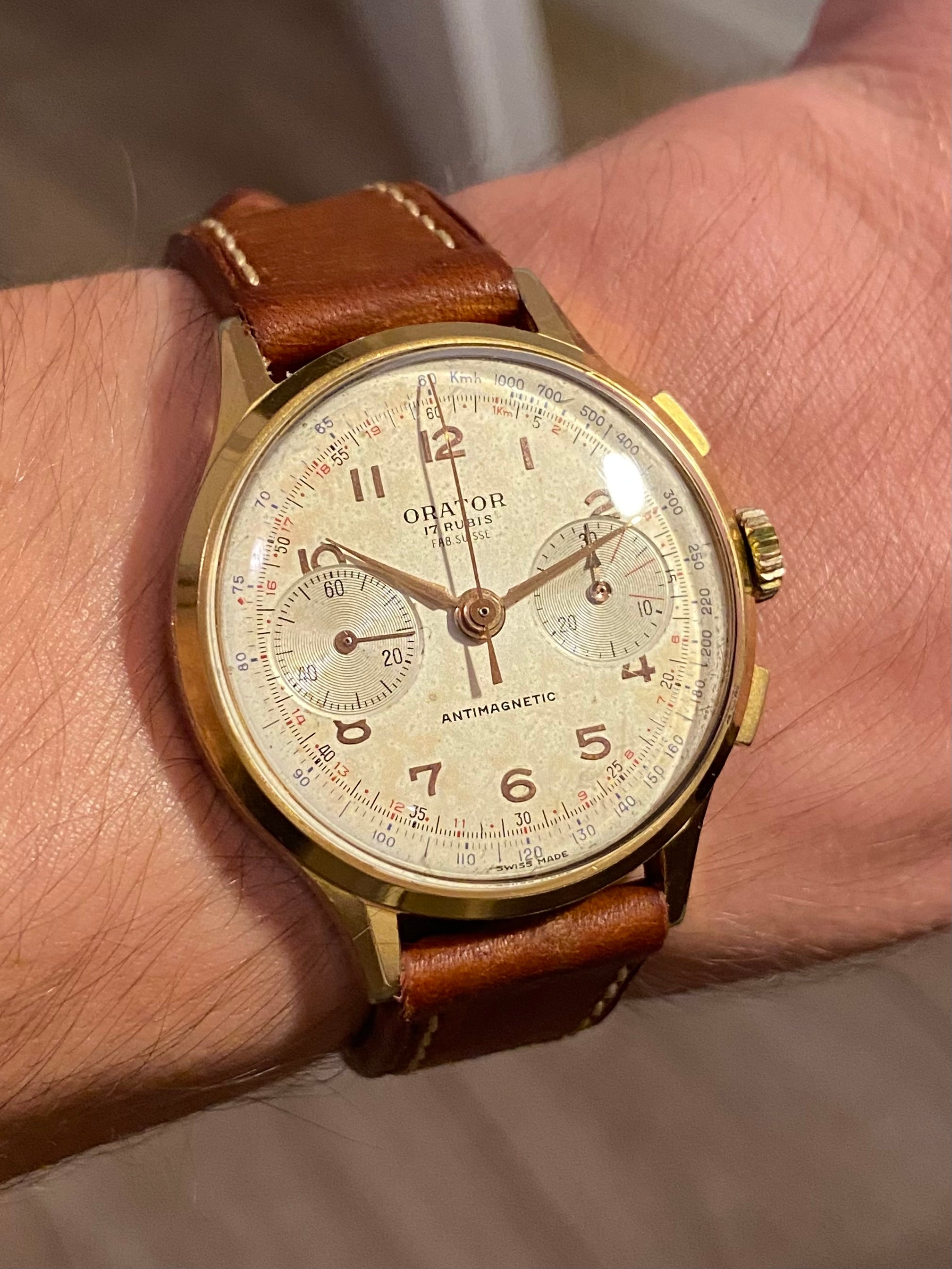 Orator chronograph online