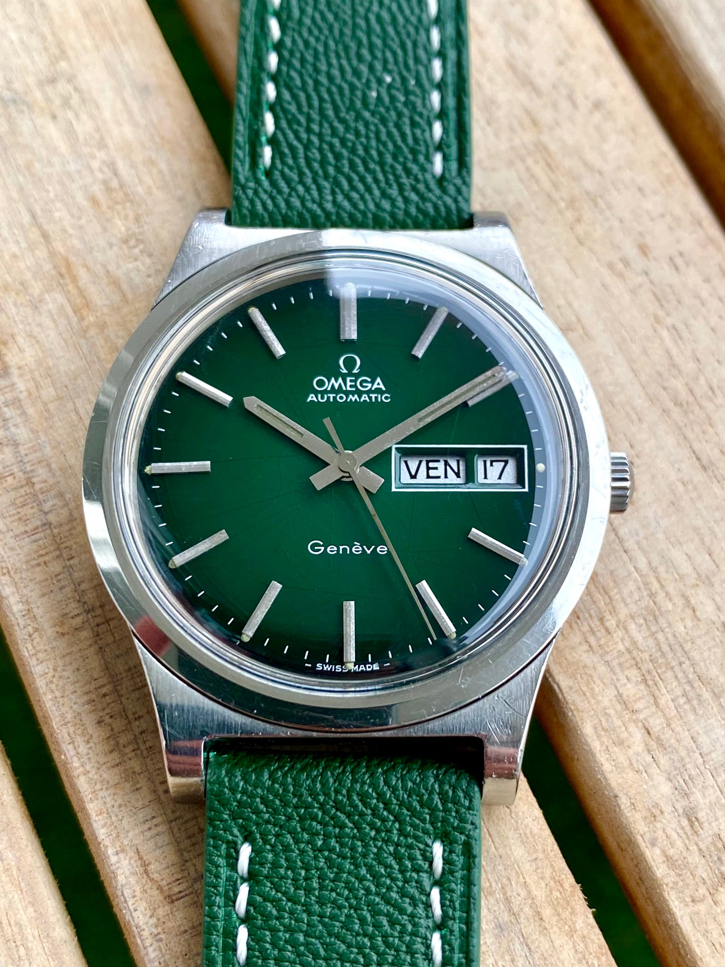 Omega Genève Cadran Vert "Émeraude" Automatic Cal. 1022 Réf. 166.0169 Montre Vintage 1973