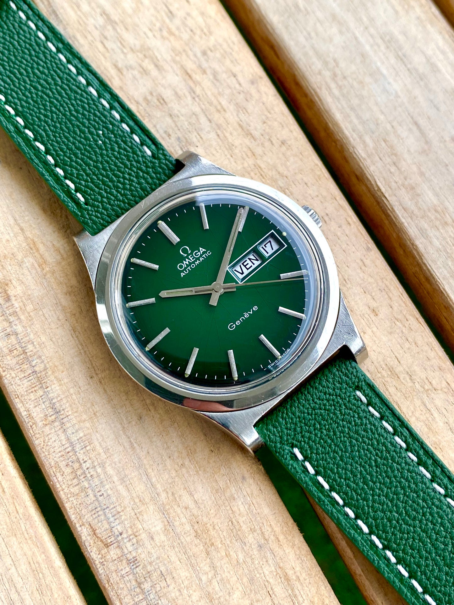 Omega Genève Cadran Vert "Émeraude" Automatic Cal. 1022 Réf. 166.0169 Montre Vintage 1973