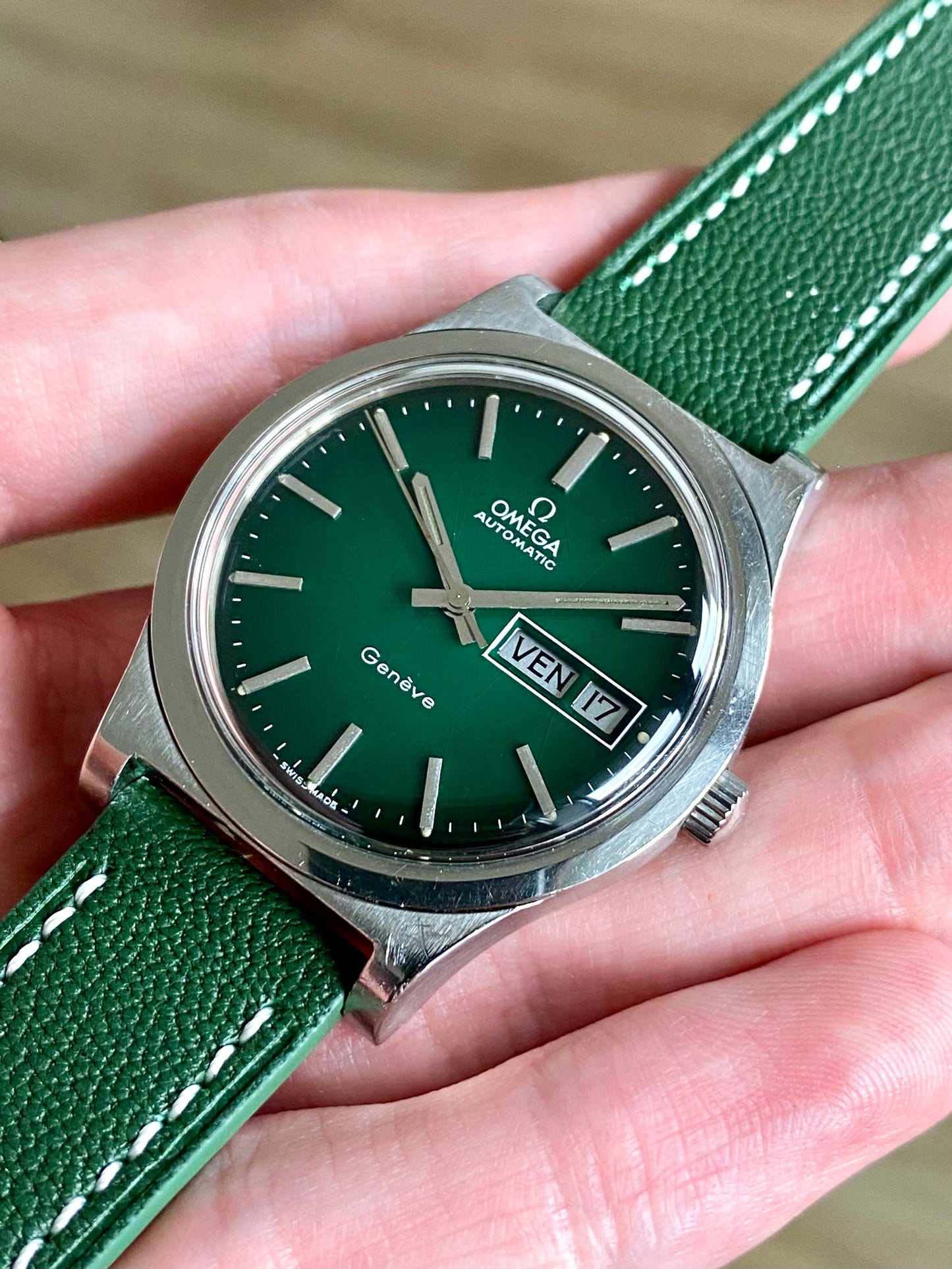 Omega Genève Cadran Vert "Émeraude" Automatic Cal. 1022 Réf. 166.0169 Montre Vintage 1973