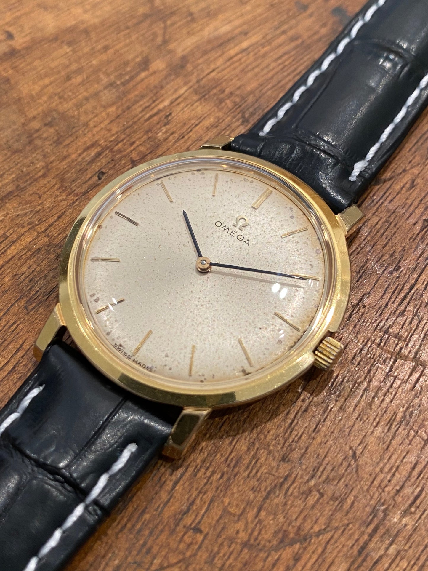 Omega Extra-Slim 111.046 Montre Vintage Mécanique Cal.620 1966