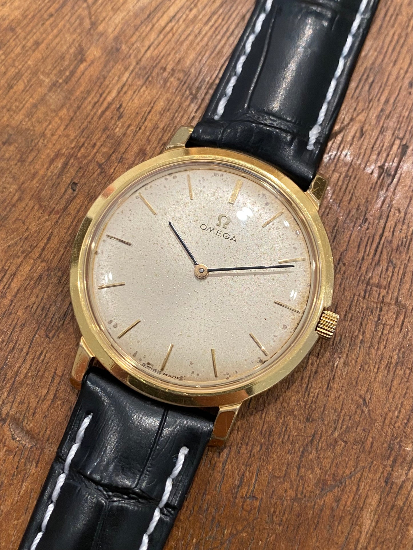 Omega Extra-Slim 111.046 Montre Vintage Mécanique Cal.620 1966