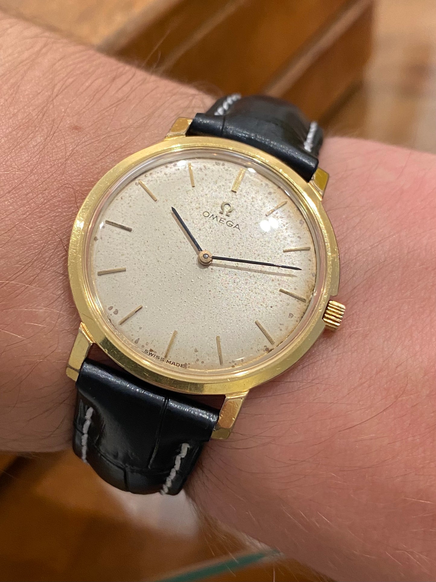 Omega Extra-Slim 111.046 Montre Vintage Mécanique Cal.620 1966