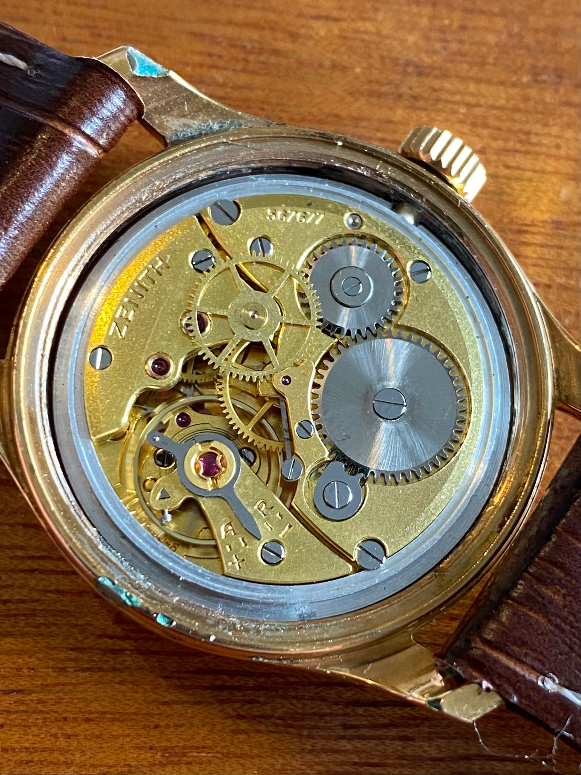 Zenith 106-50-6 Montre Vintage Mécanique 1960 – L'Heure Des Montres